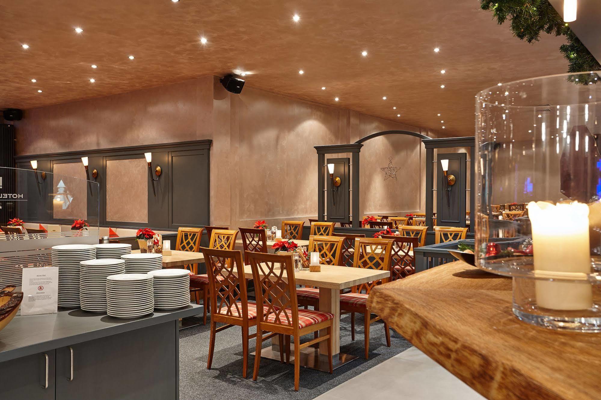 Hotel Koenigshof (Adults Only) 가르미슈파르텐키르헨 외부 사진